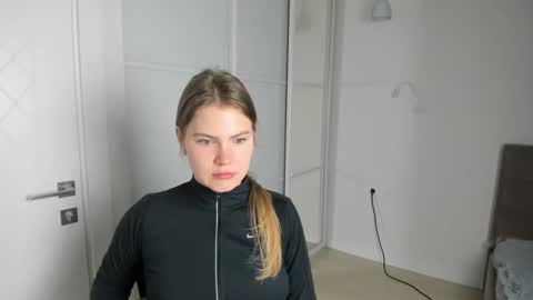 ninarihh online show from 03/05/25, 02:01