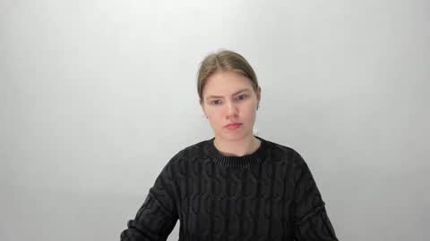 ninarihh online show from 03/12/25, 03:51