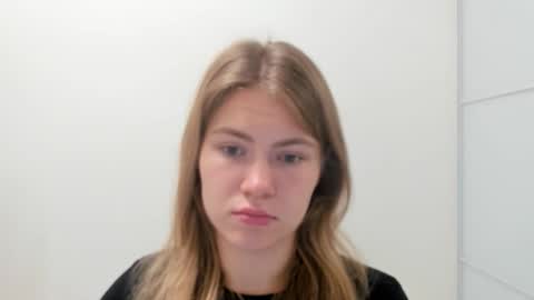 ninarihh online show from 10/06/25, 09:29