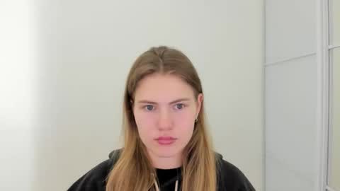 ninarihh online show from 11/07/25, 01:11