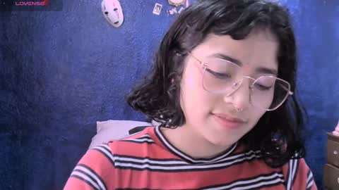 Snapshot of ninayellow chatting on 03/11/25, 02:18 Nina online show from 03/11/25, 02:18