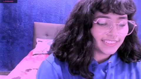 Snapshot of ninayellow chatting on 09/12/25, 03:28 Nina online show from 09/12/25, 03:28