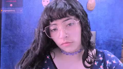 Snapshot of ninayellow chatting on 10/23/25, 03:44 Nina online show from 10/23/25, 03:44