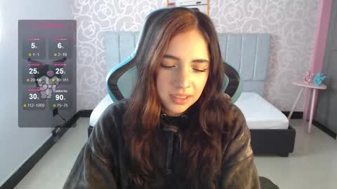 Snapshot of ninfa_ch chatting on 12/17/24, 11:28 Ninfa  online show from 12/17/24, 11:28