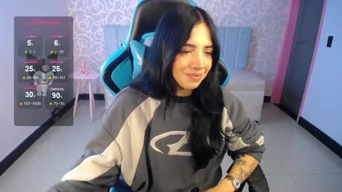 Snapshot of ninfa_ch chatting on 02/10/25, 11:04 Ninfa  online show from 02/10/25, 11:04