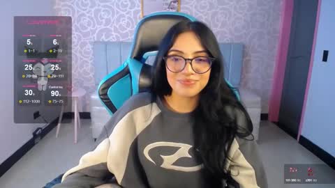 Snapshot of ninfa_ch chatting on 02/10/25, 02:05 Ninfa  online show from 02/10/25, 02:05