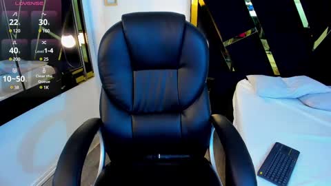 Snapshot of ninfomaria chatting on 02/12/25, 10:37 ninfomaria online show from 02/12/25, 10:37