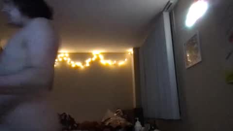 Snapshot of nipplelessalien chatting on 11/10/25, 12:53 nipplelessalien online show from 11/10/25, 12:53