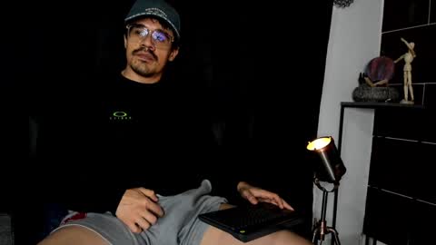 Snapshot of nipsfetich chatting on 12/27/24, 06:46 Steven online show from 12/27/24, 06:46