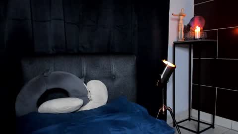 Snapshot of nipsfetich chatting on 01/13/25, 07:54 Steven online show from 01/13/25, 07:54