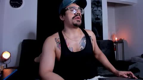 Snapshot of nipsfetich chatting on 10/06/25, 01:14 Steven online show from 10/06/25, 01:14