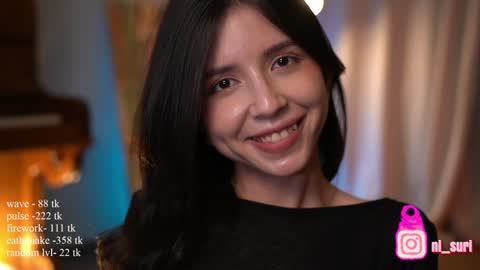Snapshot of nisuri chatting on 12/04/24, 02:15 Suri online show from 12/04/24, 02:15