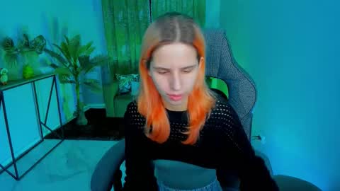 Snapshot of nitanihil chatting on 12/01/25, 07:02 Nita online show from 12/01/25, 07:02