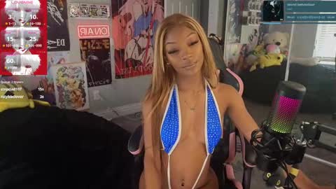 Snapshot of niviawolfe chatting on 03/04/25, 02:42 NIVIA WOLFE online show from 03/04/25, 02:42