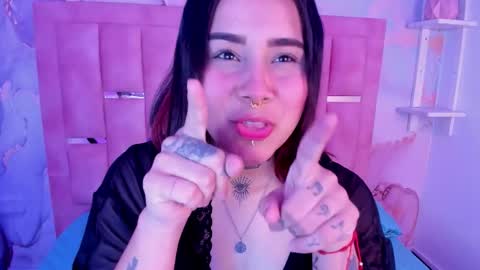 Nixie online show from 11/07/25, 03:06