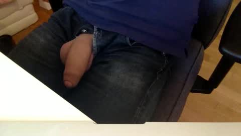 nixomuc online show from 10/14/25, 09:32