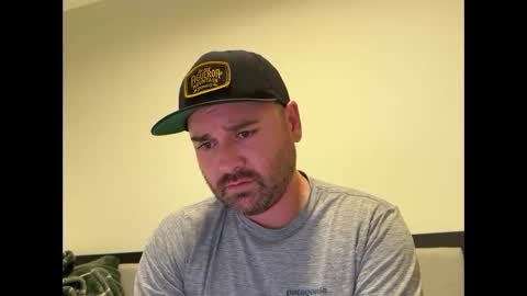 Snapshot of njerseydude82 chatting on 09/30/25, 03:33 Jason online show from 09/30/25, 03:33