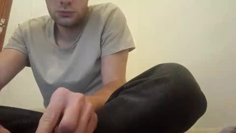 noa23x online show from 10/31/25, 01:50