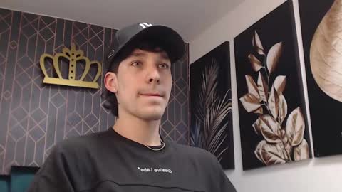 Snapshot of noah_brigth chatting on 03/05/25, 03:08 Noah Brigth online show from 03/05/25, 03:08