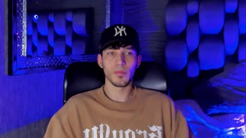 Snapshot of noah_brigth chatting on 10/26/25, 01:33 Noah Brigth online show from 10/26/25, 01:33