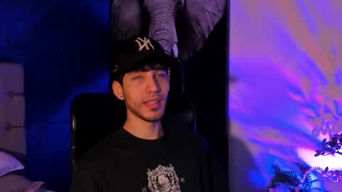 Snapshot of noah_brigth chatting on 11/09/25, 02:10 Noah Brigth online show from 11/09/25, 02:10