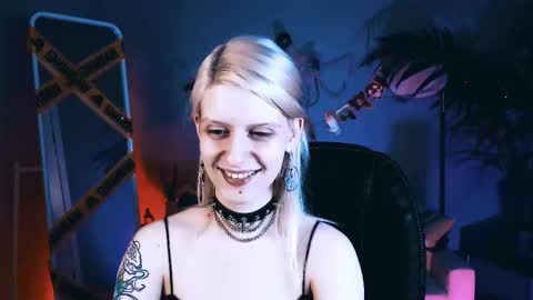 Snapshot of noah_elmer chatting on 10/27/25, 05:17 REAL name LiaDM are always open online show from 10/27/25, 05:17