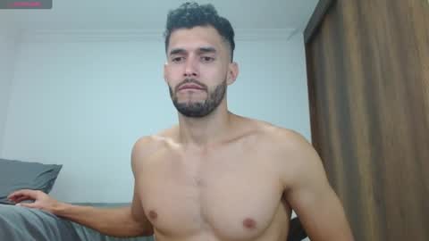 Noah online show from 02/01/25, 02:02