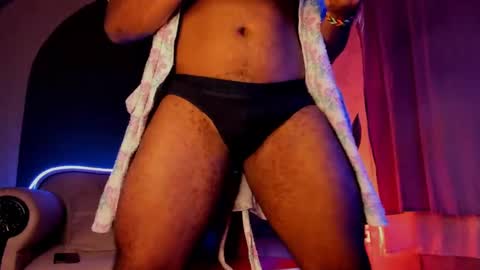 Snapshot of noah_jones__ chatting on 12/15/24, 05:23 Noah online show from 12/15/24, 05:23