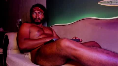 Snapshot of noah_jones__ chatting on 01/16/25, 02:41 Noah online show from 01/16/25, 02:41