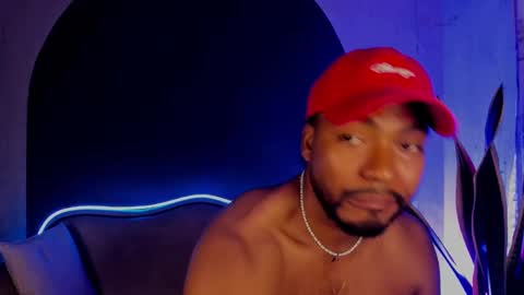 Snapshot of noah_jones__ chatting on 03/01/25, 12:07 Noah online show from 03/01/25, 12:07