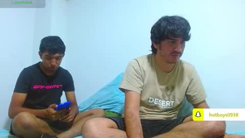 noah_meyer_ online show from 10/22/25, 03:07