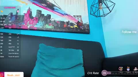 Snapshot of noah_ricci_ chatting on 12/30/24, 03:02 online show from 12/30/24, 03:02