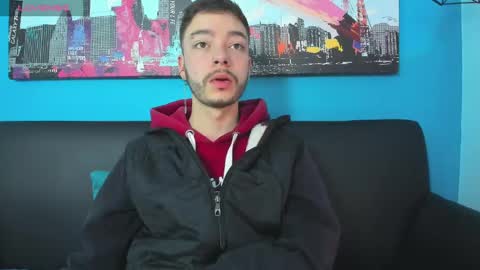 Snapshot of noah_ricci_ chatting on 12/31/24, 11:09 online show from 12/31/24, 11:09