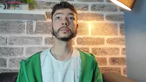 Snapshot of noah_ricci_ chatting on 09/11/25, 12:38 online show from 09/11/25, 12:38