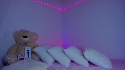 Noah online show from 11/18/25, 05:39