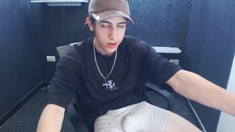 noah_sokolov online show from 11/26/25, 02:40