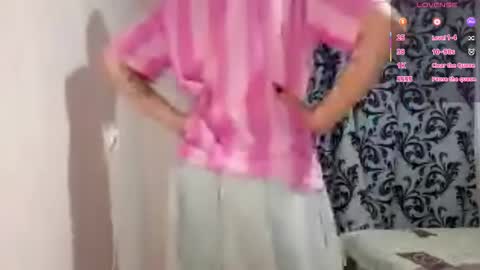 Snapshot of noelfebus chatting on 12/04/25, 03:38 Ann online show from 12/04/25, 03:38