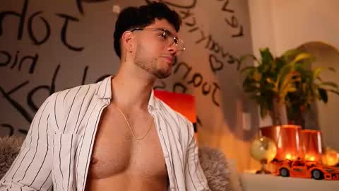 kevin online show from 10/08/25, 11:24