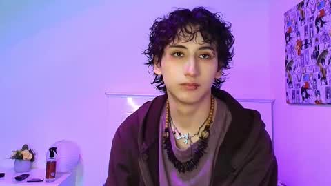 Snapshot of noidysis chatting on 09/09/25, 03:06 maxie online show from 09/09/25, 03:06