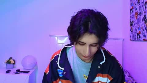 Snapshot of noidysis chatting on 09/10/25, 03:06 maxie online show from 09/10/25, 03:06