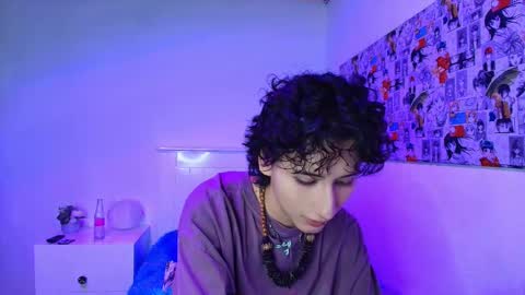 Snapshot of noidysis chatting on 10/03/25, 04:09 maxie online show from 10/03/25, 04:09