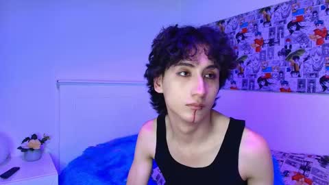 Snapshot of noidysis chatting on 10/07/25, 03:14 maxie online show from 10/07/25, 03:14