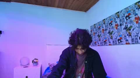 Snapshot of noidysis chatting on 11/04/25, 05:06 maxie online show from 11/04/25, 05:06