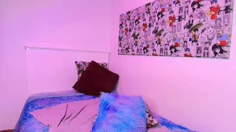 Snapshot of noidysis chatting on 11/12/25, 04:35 maxie online show from 11/12/25, 04:35