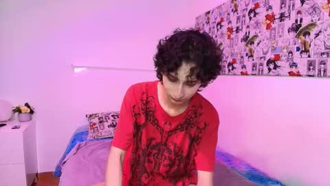 Snapshot of noidysis chatting on 11/13/25, 04:44 maxie online show from 11/13/25, 04:44