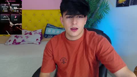 Snapshot of nolan_twink chatting on 01/04/25, 05:58 Nolan online show from 01/04/25, 05:58