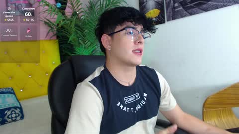 Snapshot of nolan_twink chatting on 01/09/25, 05:54 Nolan online show from 01/09/25, 05:54