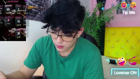 Snapshot of nolan_twink chatting on 01/24/25, 06:25 Nolan online show from 01/24/25, 06:25