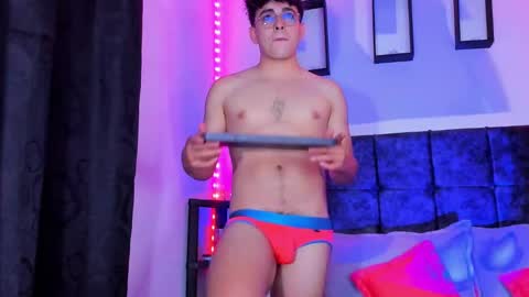 Nolan  online show from 11/07/25, 02:33