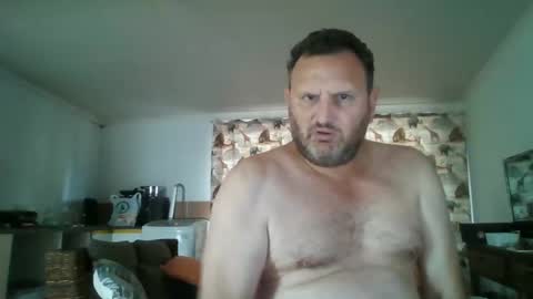 Snapshot of nollie244 chatting on 01/01/25, 11:05 Nollie online show from 01/01/25, 11:05
